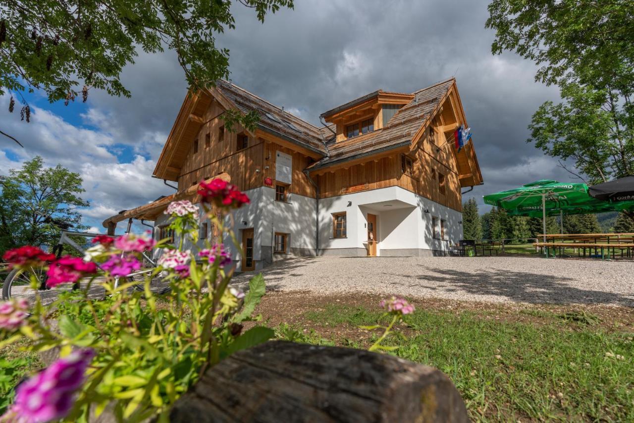 Hotel Planinska Koca Na Uskovnici Srednja Vas v Bohinju Esterno foto