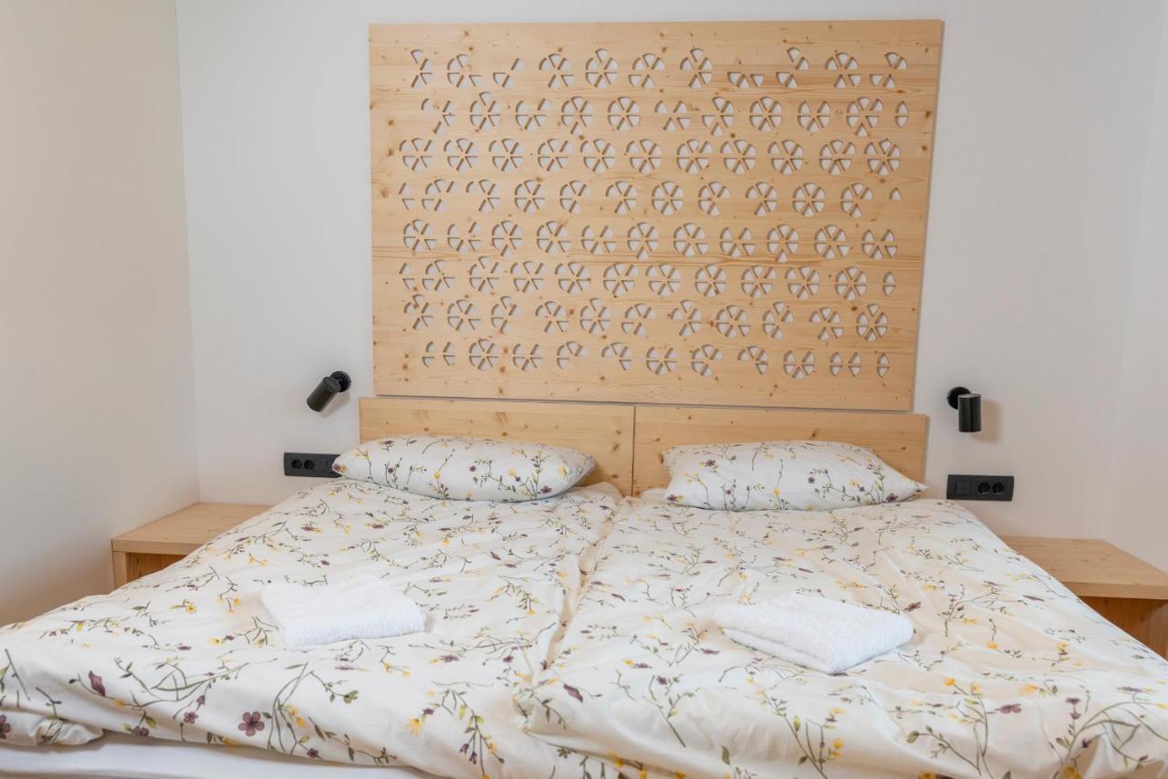 Hotel Planinska Koca Na Uskovnici Srednja Vas v Bohinju Esterno foto