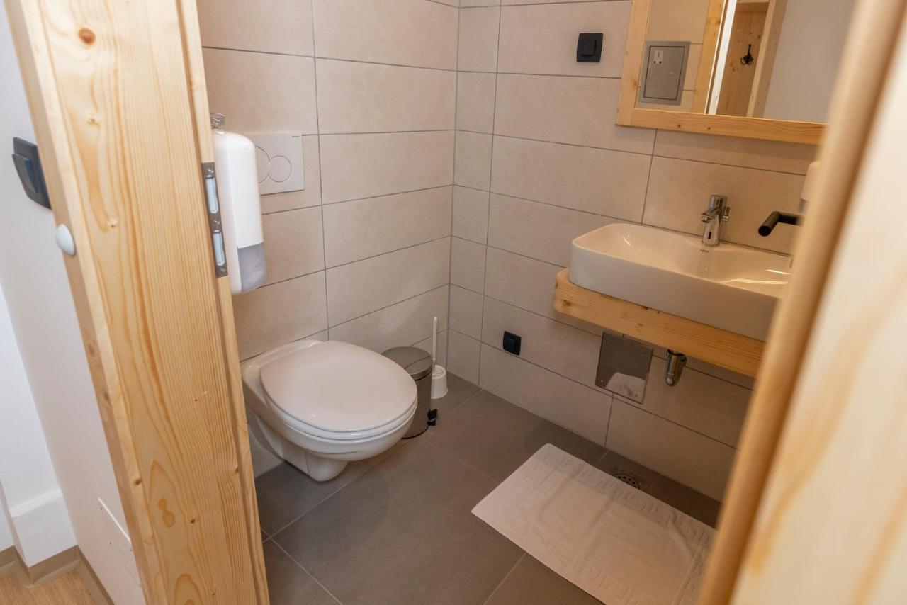 Hotel Planinska Koca Na Uskovnici Srednja Vas v Bohinju Esterno foto